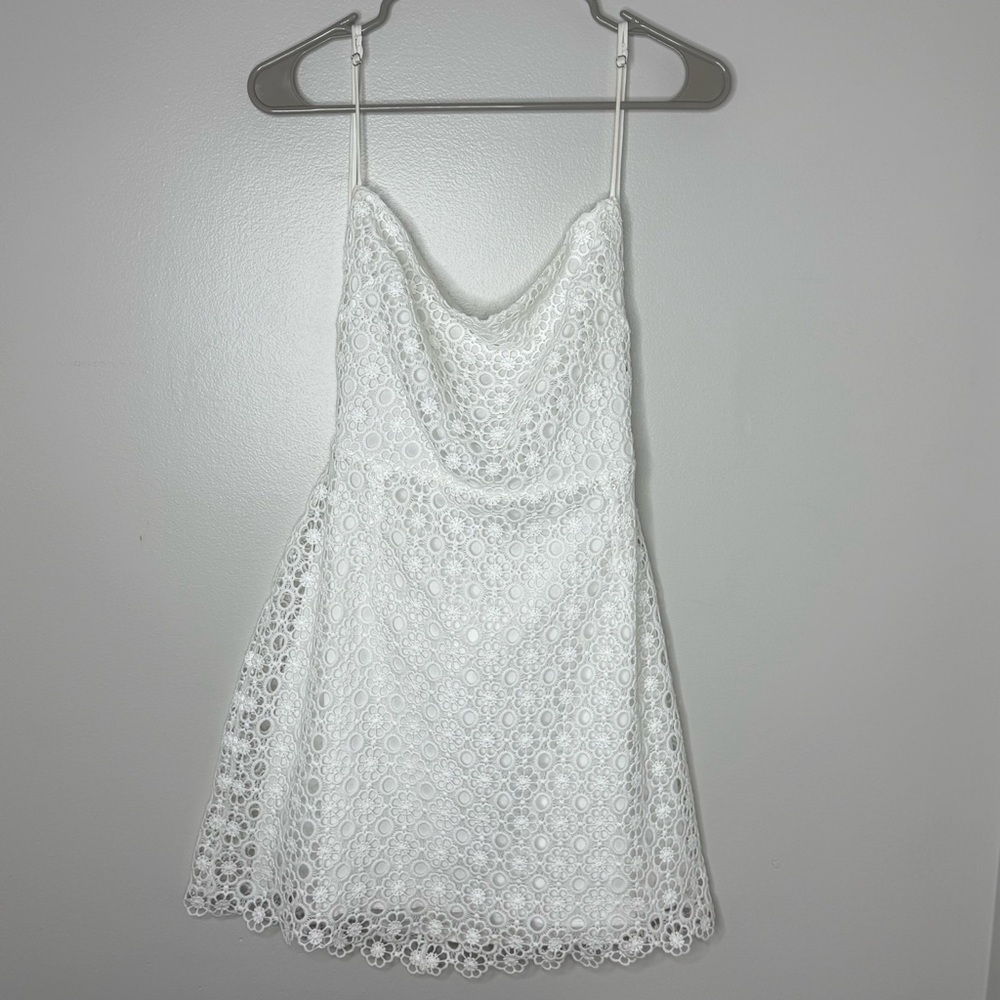 Lucy in the Sky White Strap Crochet Eyelet Mini Dress Size Large Bridal